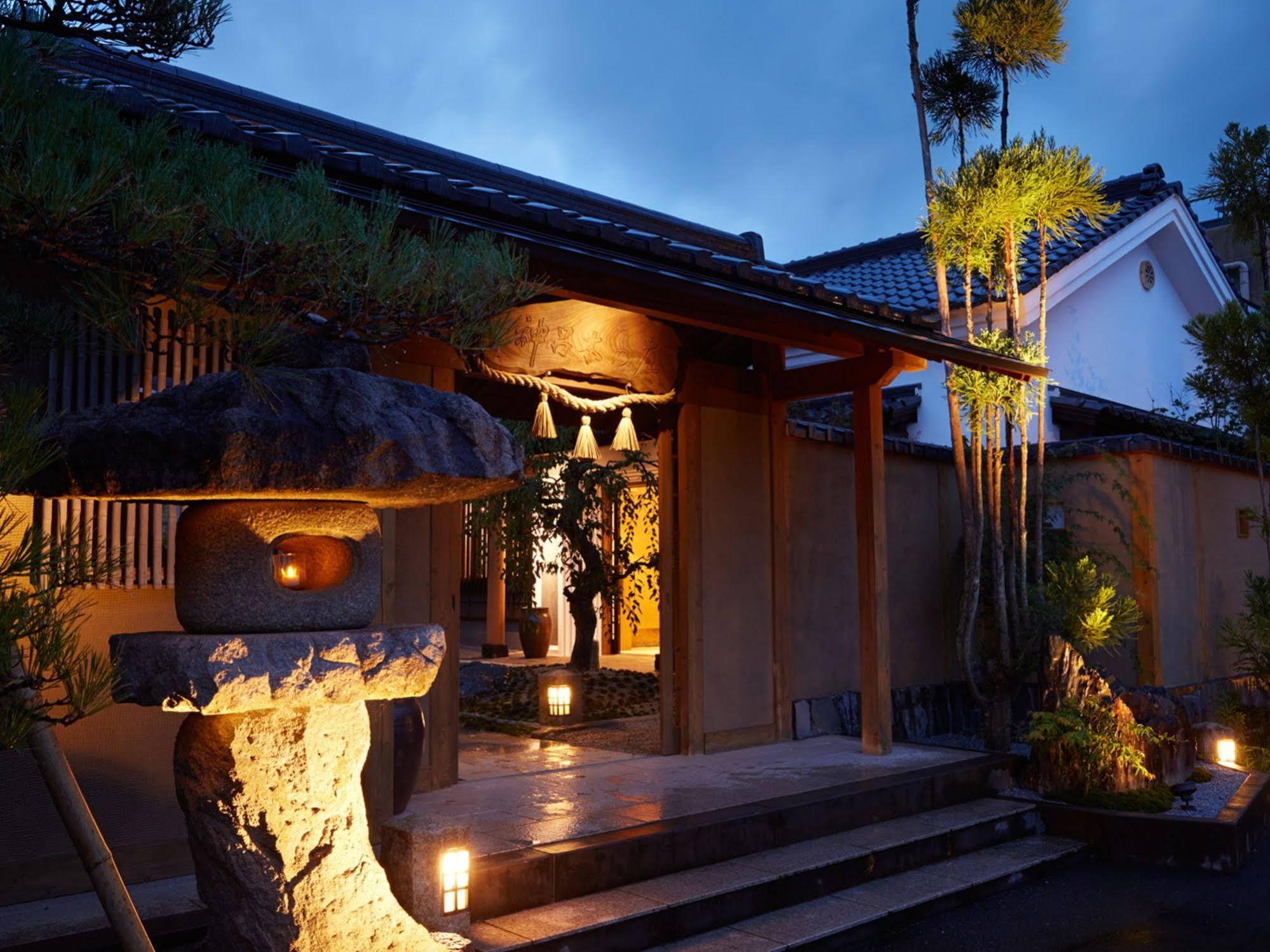 Ryokan Shinsen Такачихо Екстериор снимка