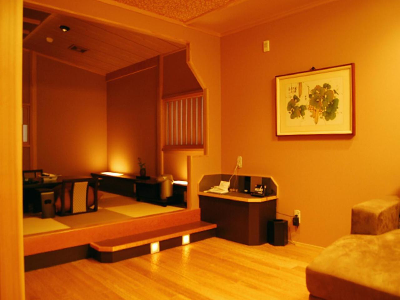 Ryokan Shinsen Такачихо Екстериор снимка
